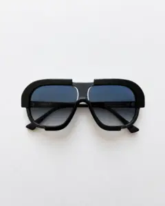 Black Optic