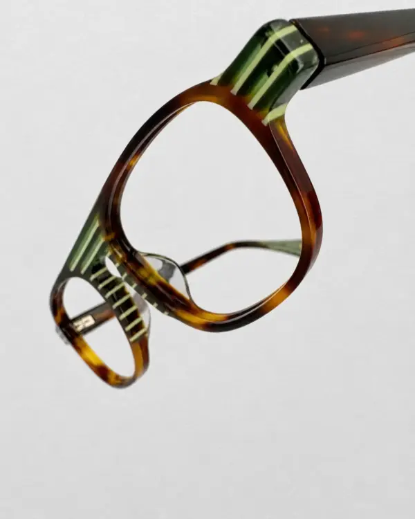 Lunettes Pierre Eyewear QUEENS coloris Kaki