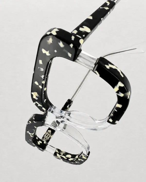 Lunettes Pierre Eyewear LADY coloris Cream Black