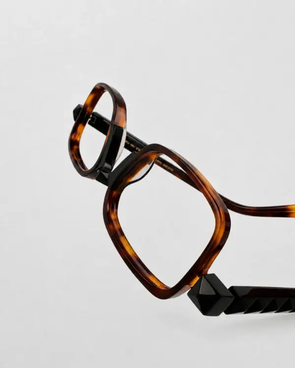 Lunettes Pierre Eyewear KHEOPS coloris Noir Ecaille