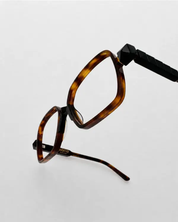 Lunettes Pierre Eyewear MYKERINOS coloris Ecaille Noir
