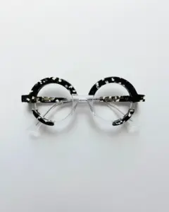Cream Black