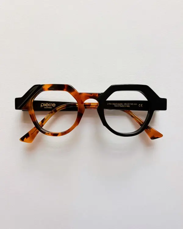 Lunettes Pierre Eyewear LYRA coloris Black Ecaille