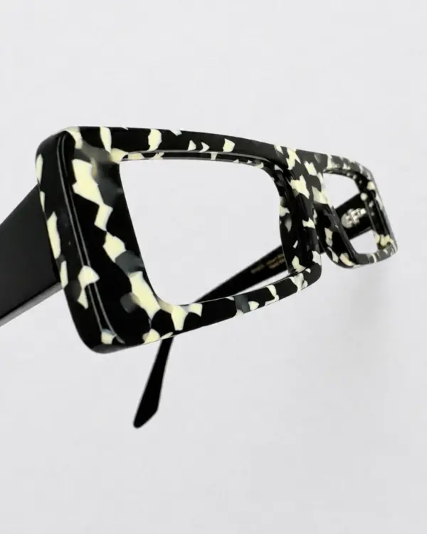 Lunettes Pierre Eyewear MARCO coloris Cream Black