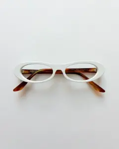Tortoise White