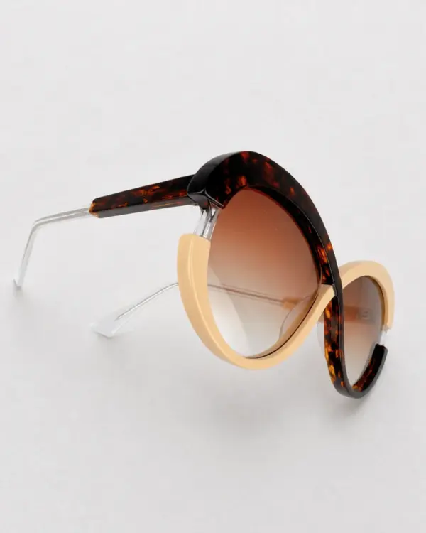 Lunettes Pierre Eyewear MADAME coloris Cream SUN